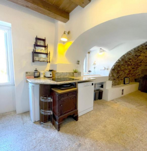 Casa del Castello Sleeps 4 Isolabona Italy Isolabona